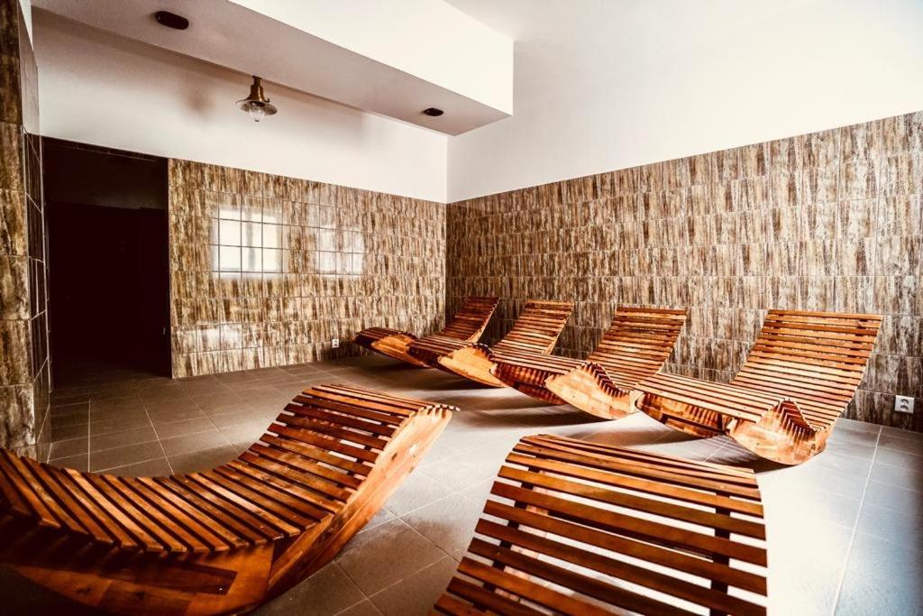 Interhotel America Писек Экстерьер фото