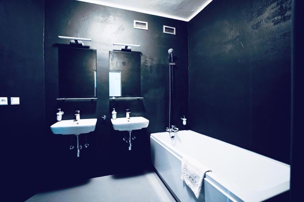 Interhotel America Писек Экстерьер фото