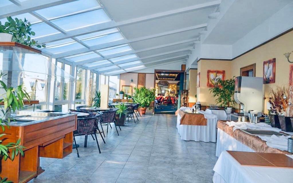 Interhotel America Писек Экстерьер фото